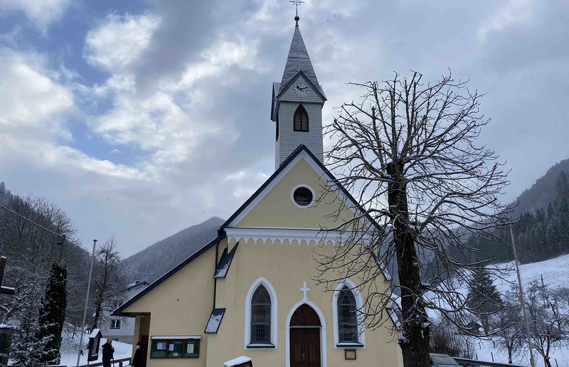 Gott sei gelobt. / Pater Ulrich Diel OSB Pfarrkirche Unterlaussa (Oberösterreich)